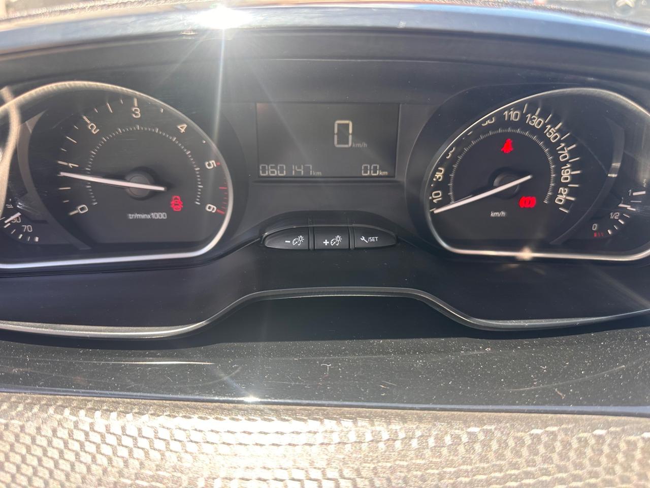 Peugeot 208 BlueHDi 100 S&S 5 porte GT Line