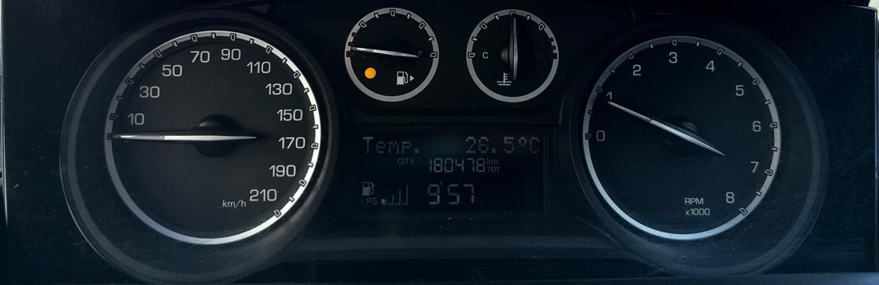 Lancia Ypsilon 1.2 Gpl 70 Cv