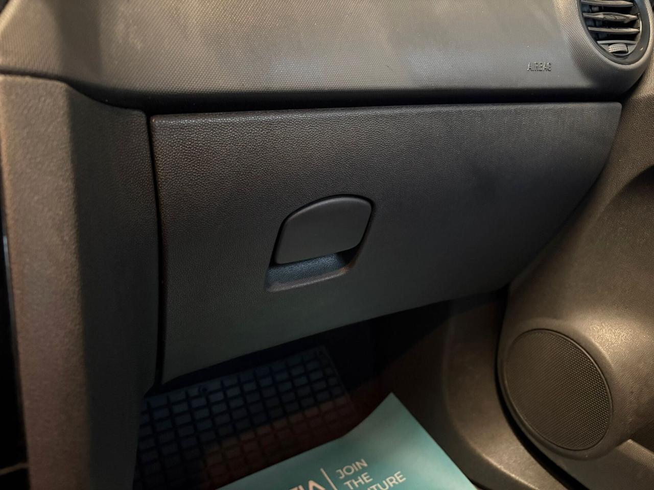 Opel Corsa 1.2 3 porte Club