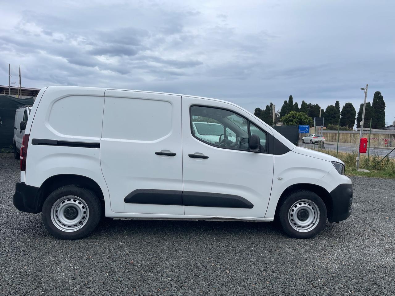 Peugeot Partner 1.5 HDi Furgone Premium GARANZIA