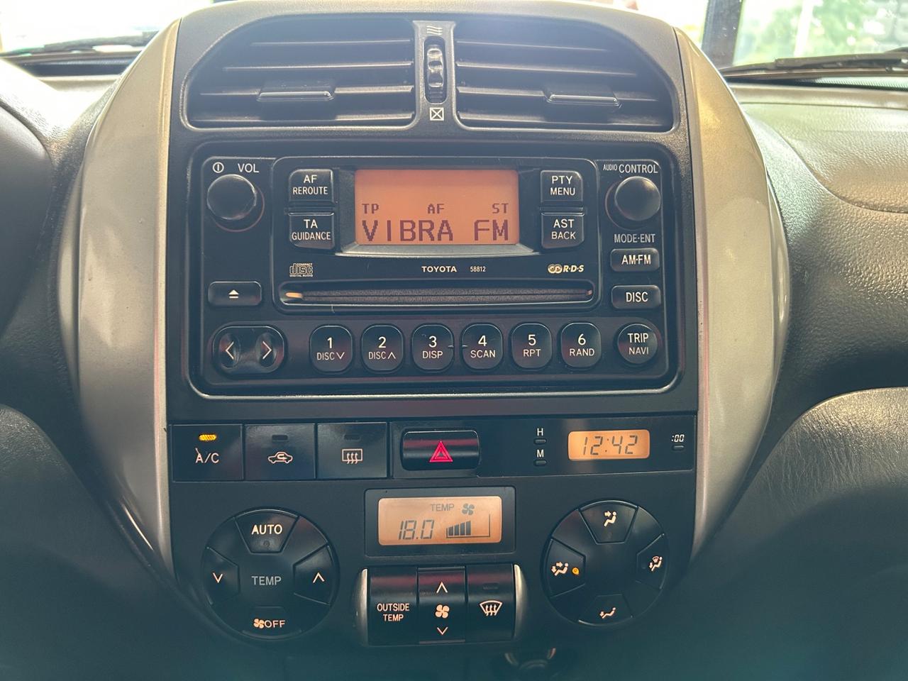 Toyota RAV4 - 2004 2.0 Tdi D-4D AUTOCARRO