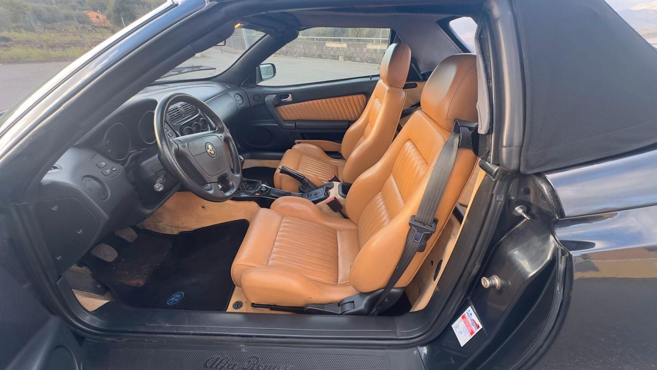 Alfa Romeo GTV 2.0i V6