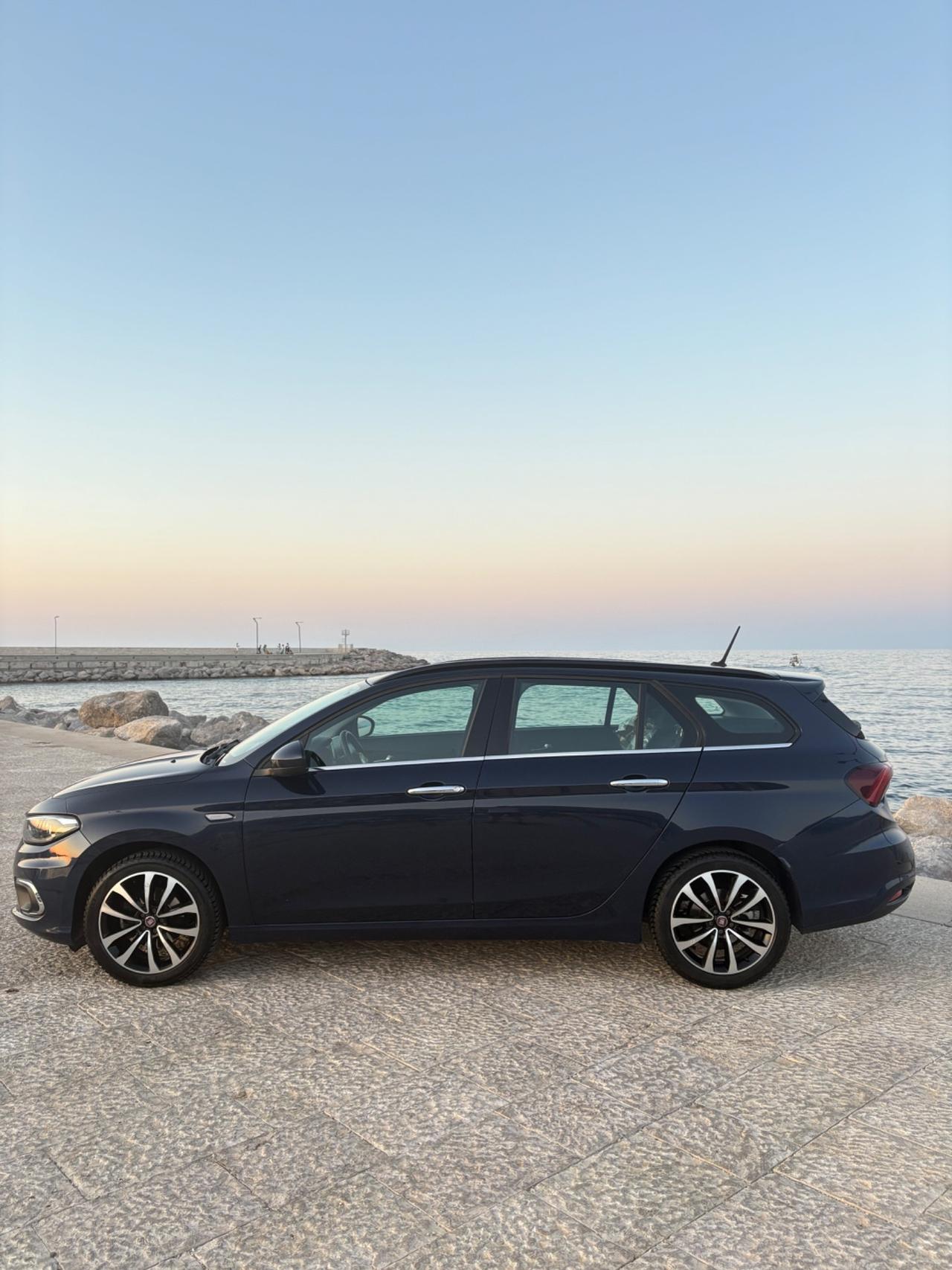 Fiat Tipo 1.6 Mjt S&S SW Lounge