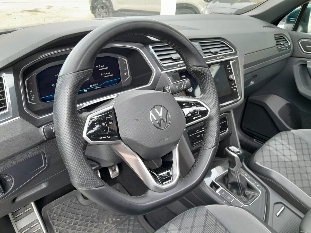 Volkswagen Tiguan 2.0 TDI 200 CV SCR DSG 4MOTION R-Line