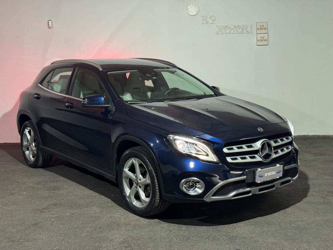Mercedes-benz GLA 180 d Automatic Premium