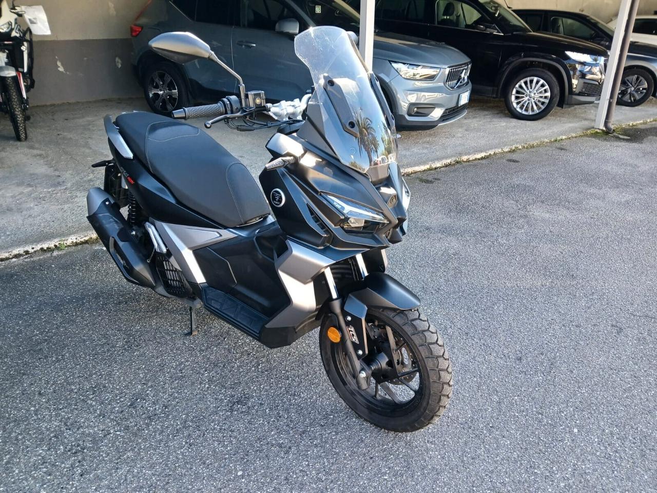 Voge Sfida SR1 125 ADV