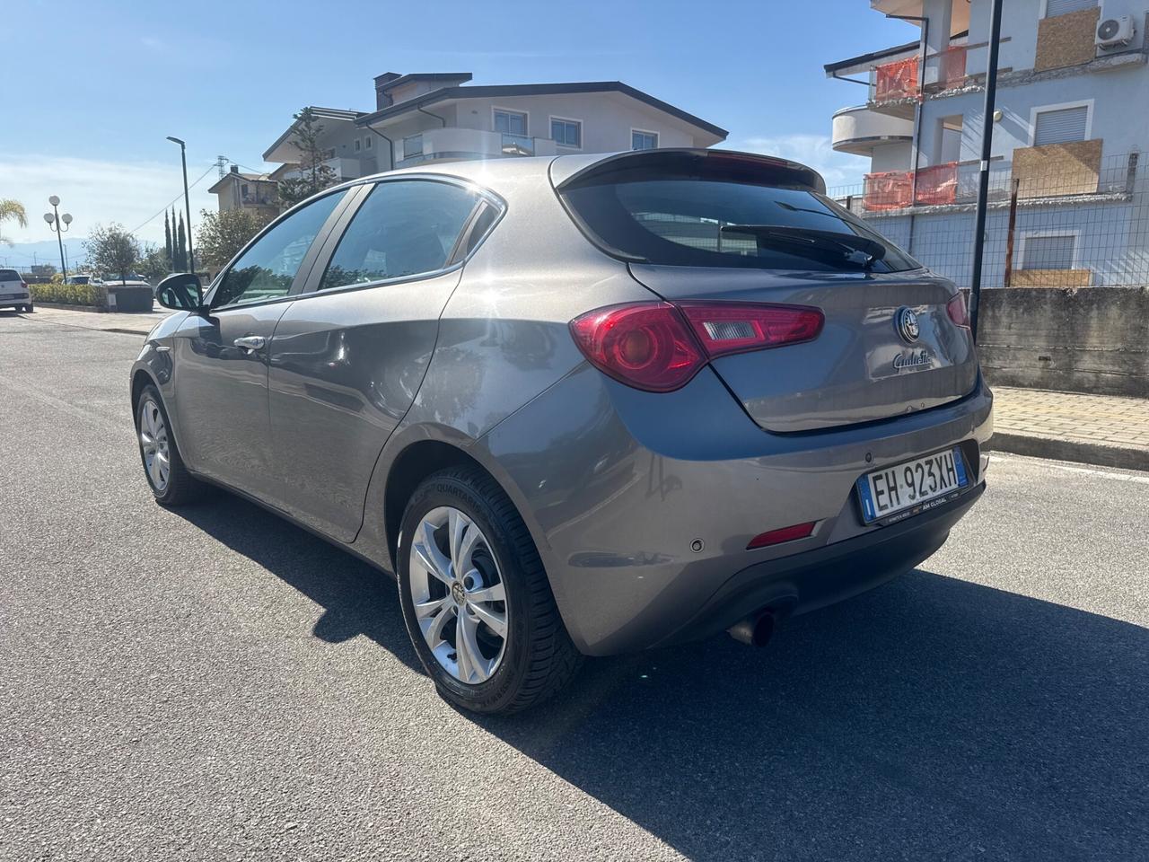 Alfa Romeo Giulietta 1.6 JTDm-2 105 CV Exclusive