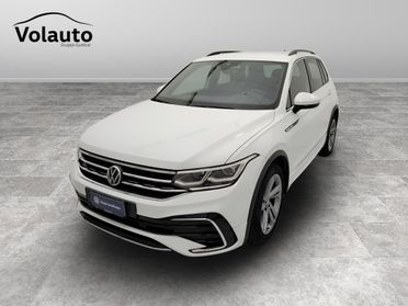 VOLKSWAGEN Tiguan II 2021 - Tiguan 1.5 tsi R-Line 150cv dsg