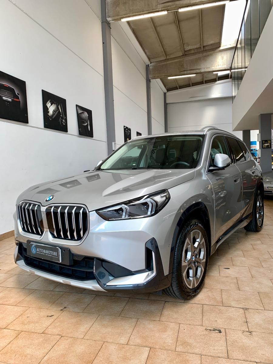BMW - X1 - sDrive18i xLine