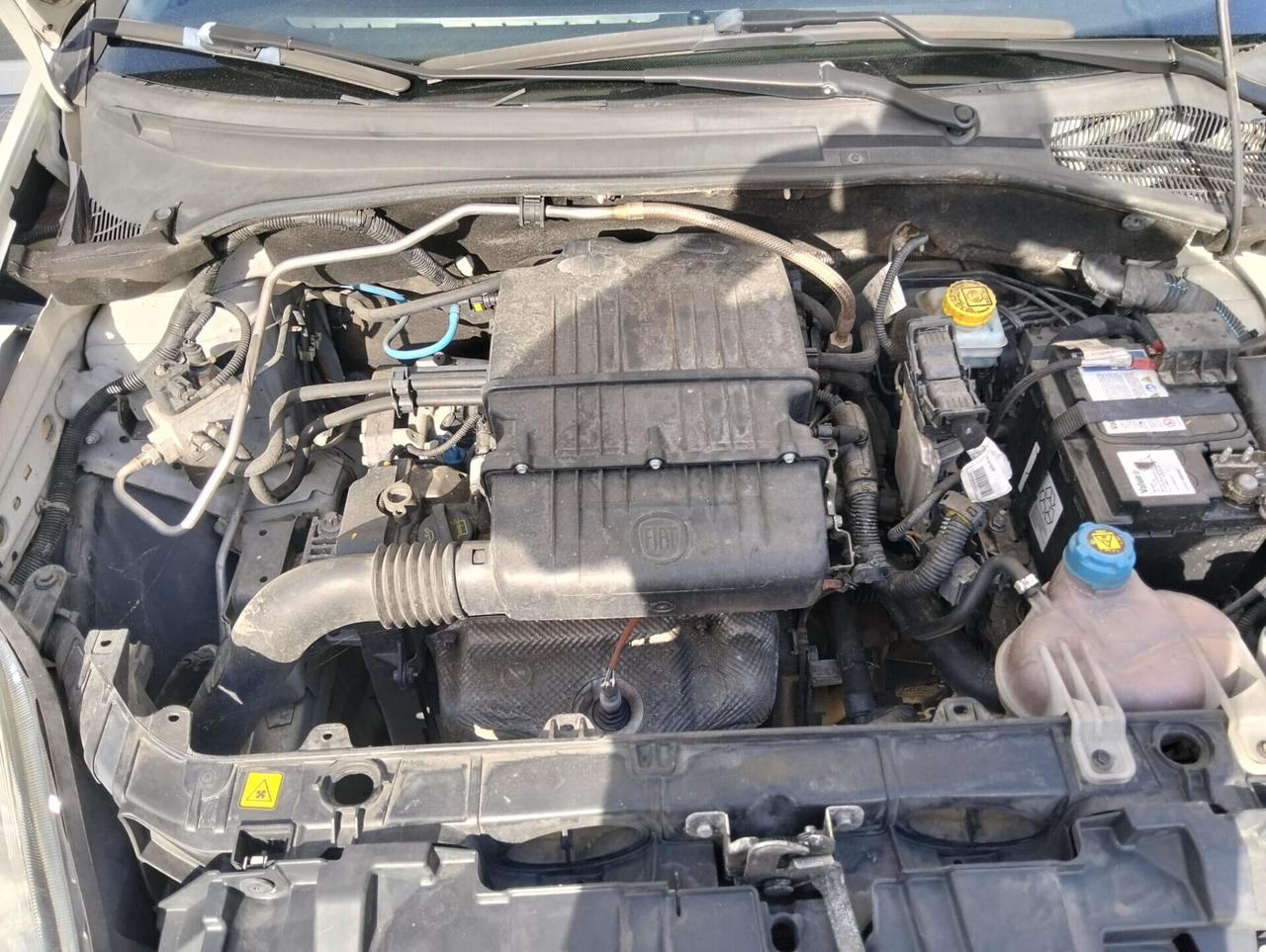 Fiat Punto 1.4 Natural Power Lounge 2014