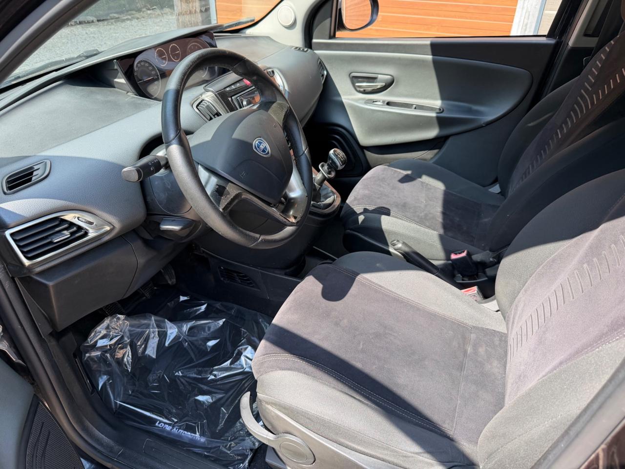 Lancia Ypsilon 1.2 69 CV 5 porte GPL Ecochic Gold