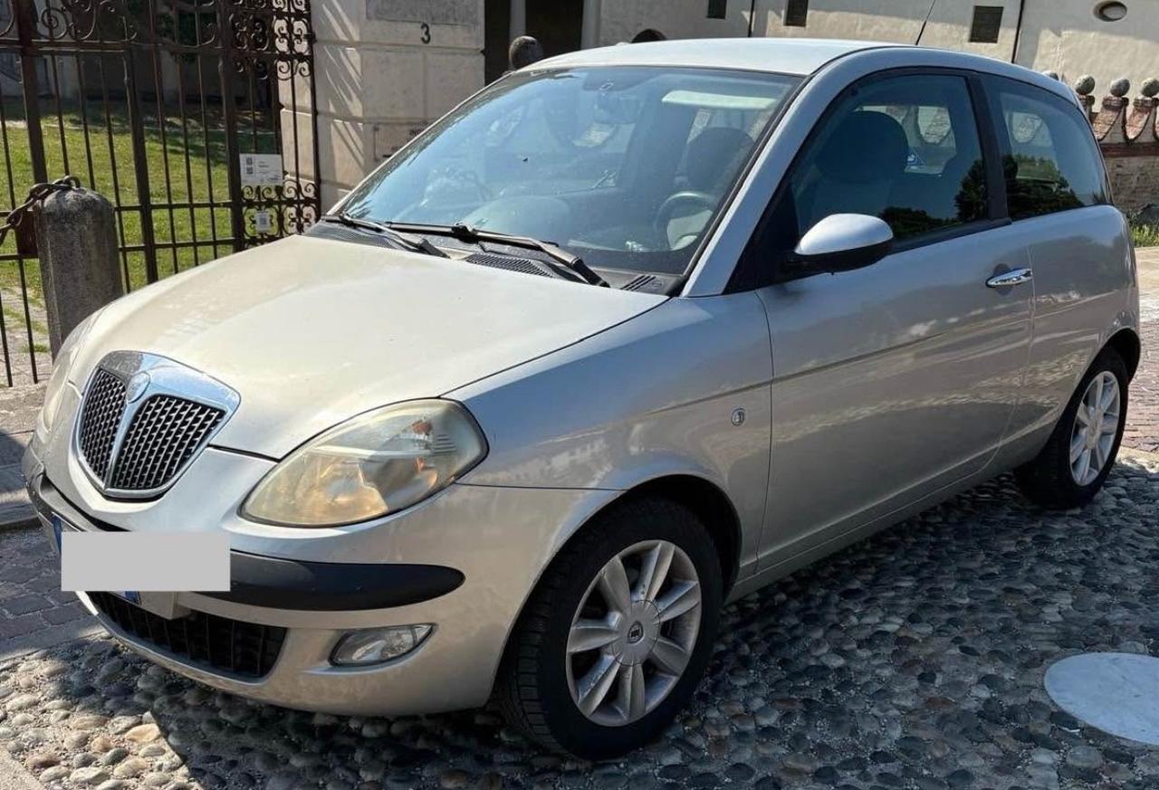Lancia Ypsilon 1.3 Multijet 16V Platino