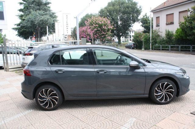 VOLKSWAGEN Golf 1.0 eTSI EVO DSG Life