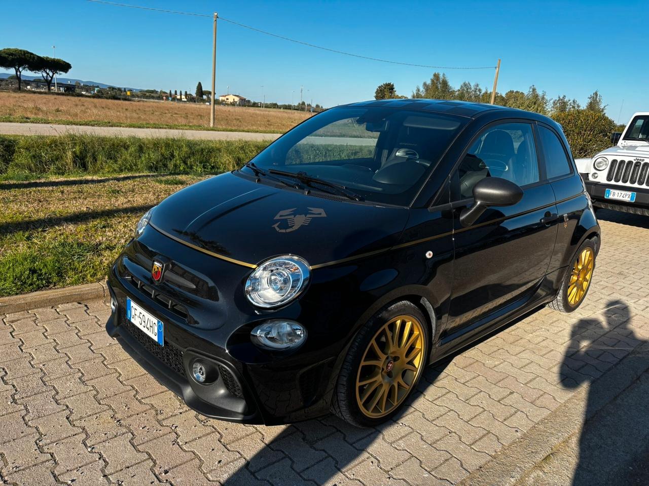 Abarth 595 1.4 Turbo T-Jet 165 CV Scorpioneoro