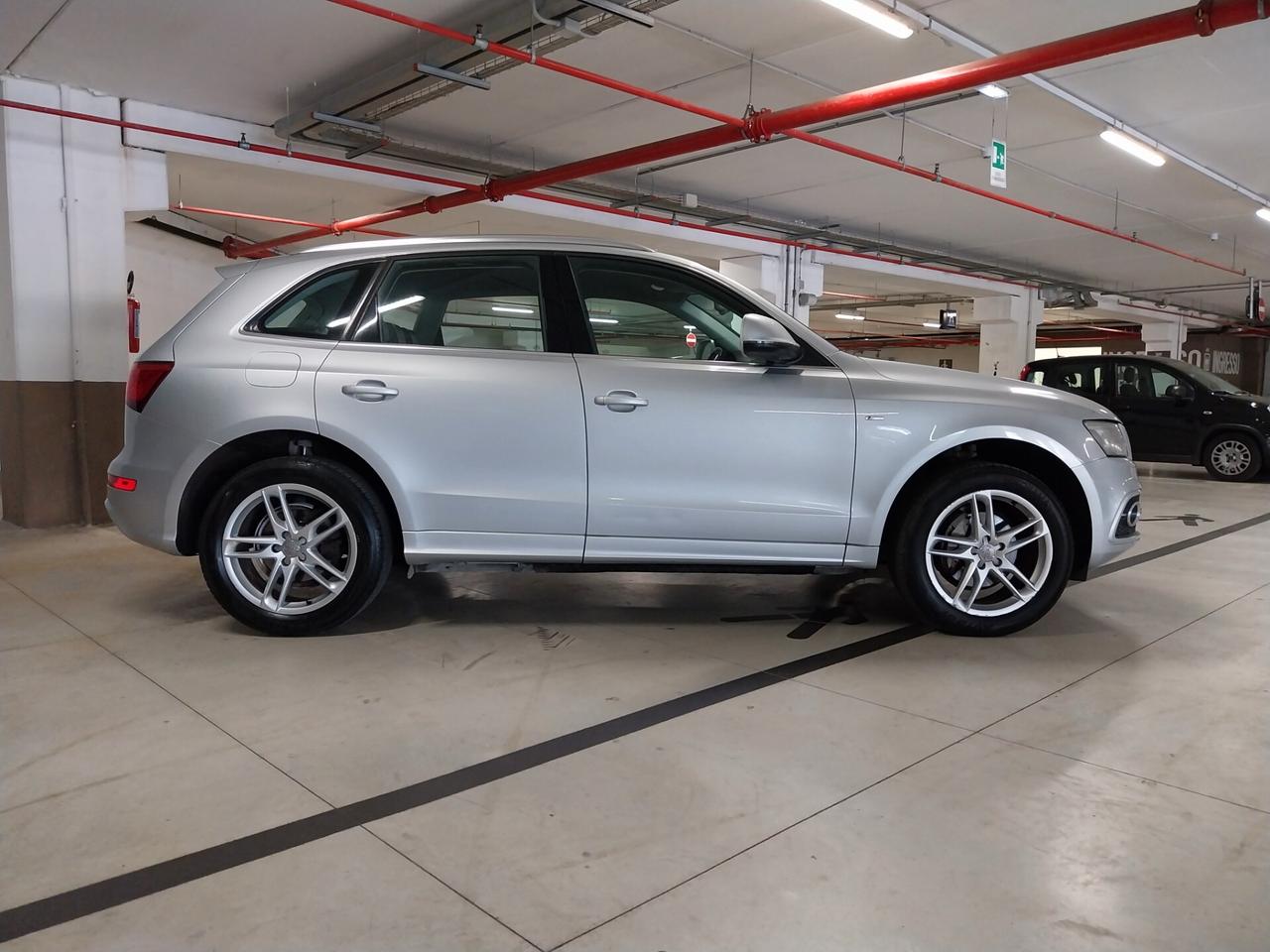 Audi Q5 2.0 TDI 177CV quattro S tronic S Line