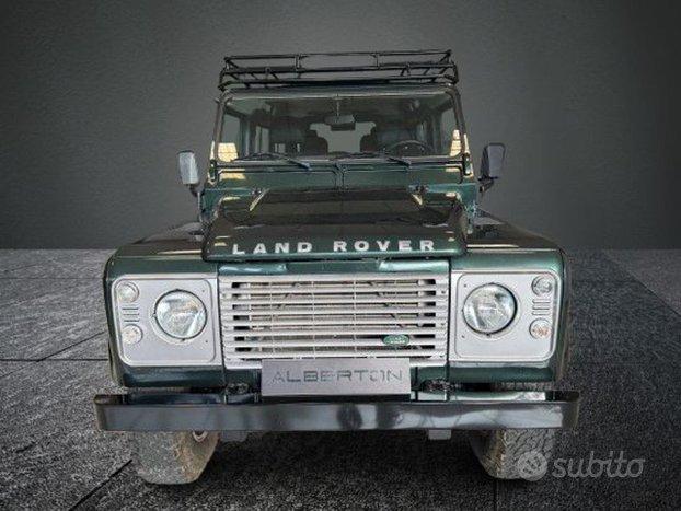 LAND ROVER Defender 90 2.4 TD4 Station Wagon SE