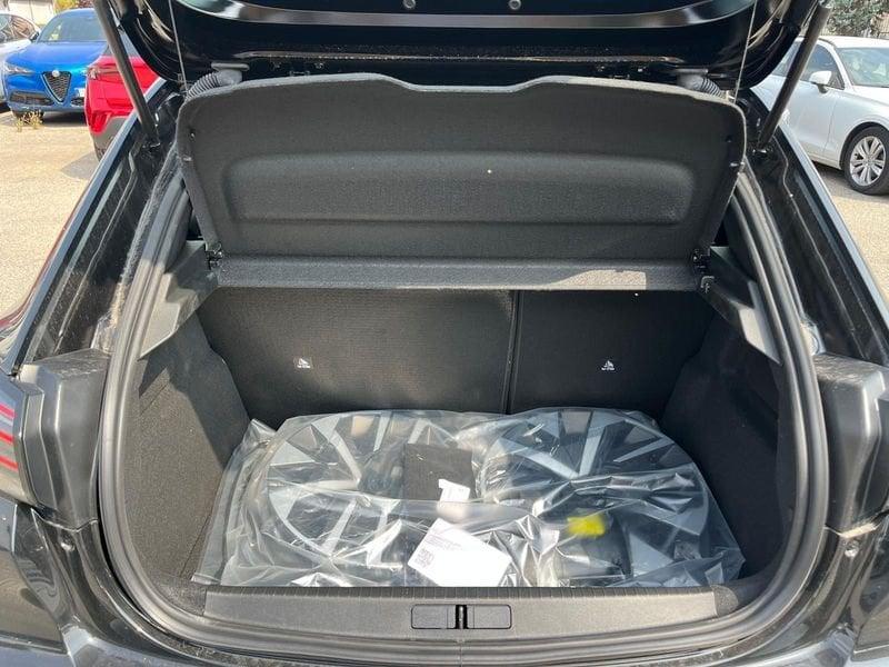 Peugeot 208 208 Hybrid 110 e-DCS6 Style