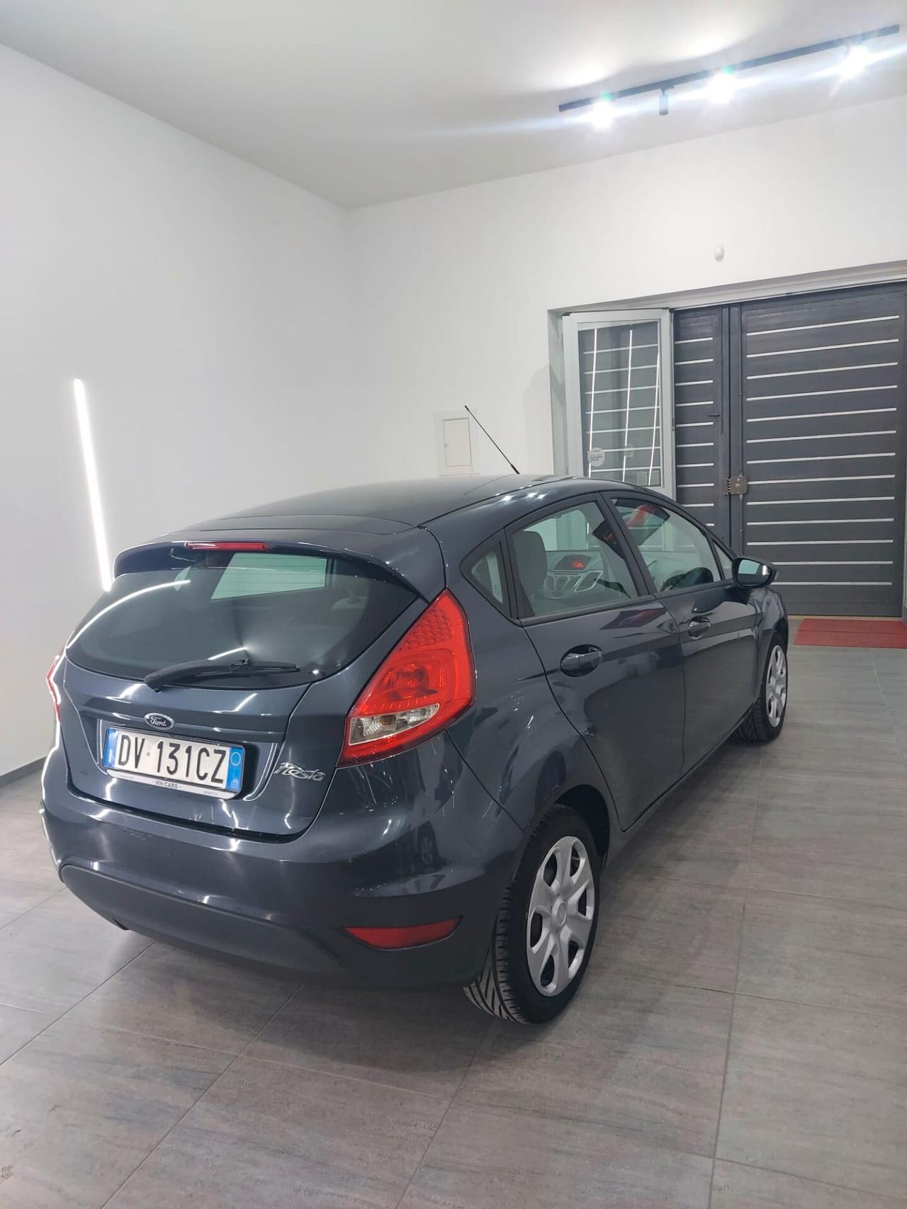 Ford Fiesta 1.2 82 CV 5 porte PLUS