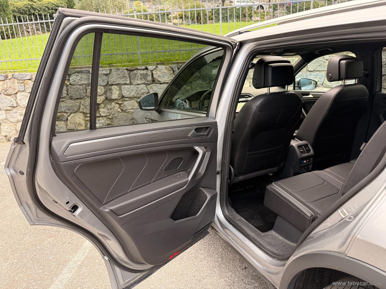 VOLKSWAGEN Tiguan Allsp. 4MOTION R-LINE TETTO PELLE