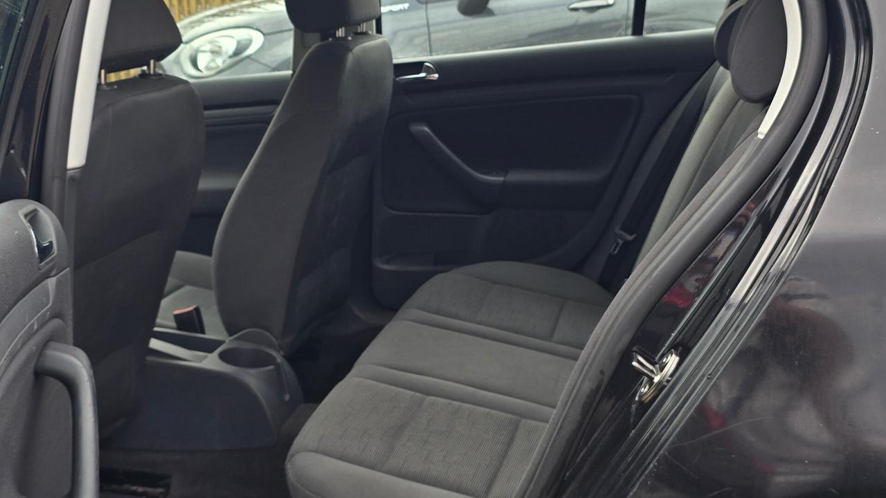 Volkswagen Golf 1.6 5p. Comfortline