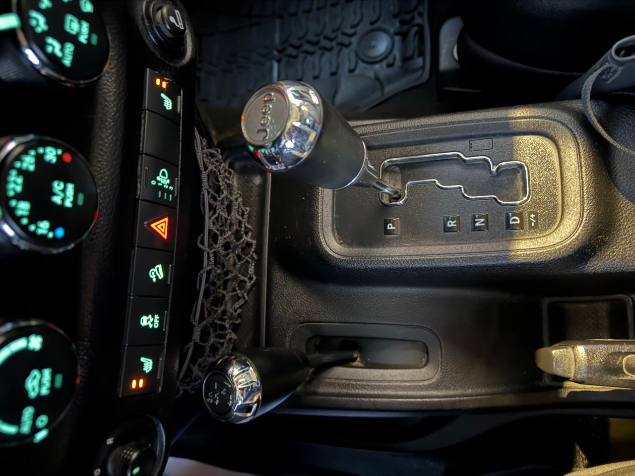 Jeep Wrangler Unlimited 2.8 CRD DPF 4x4 Polar Auto