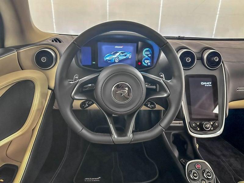 McLaren 570S 540C Coupé - McLaren Milano
