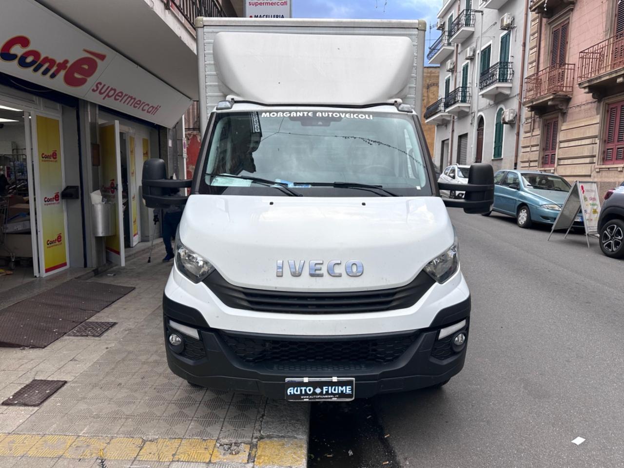 Iveco IVECO DAILY CON SPONDA ELETTRICA