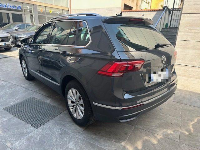 VOLKSWAGEN Tiguan 2.0 TDI 150 CV SCR DSG Life