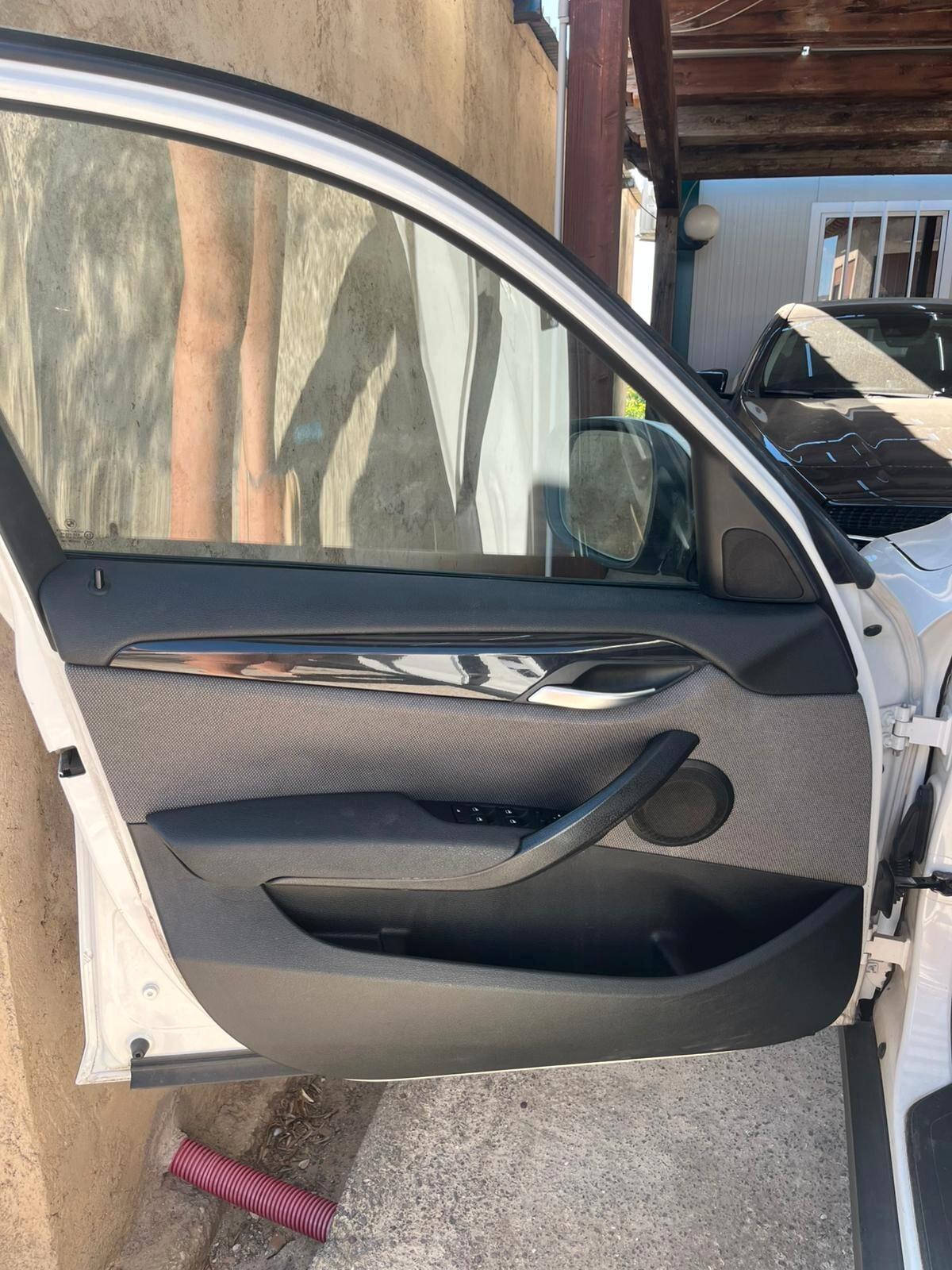 Bmw X1 sDrive20d motore nuovo