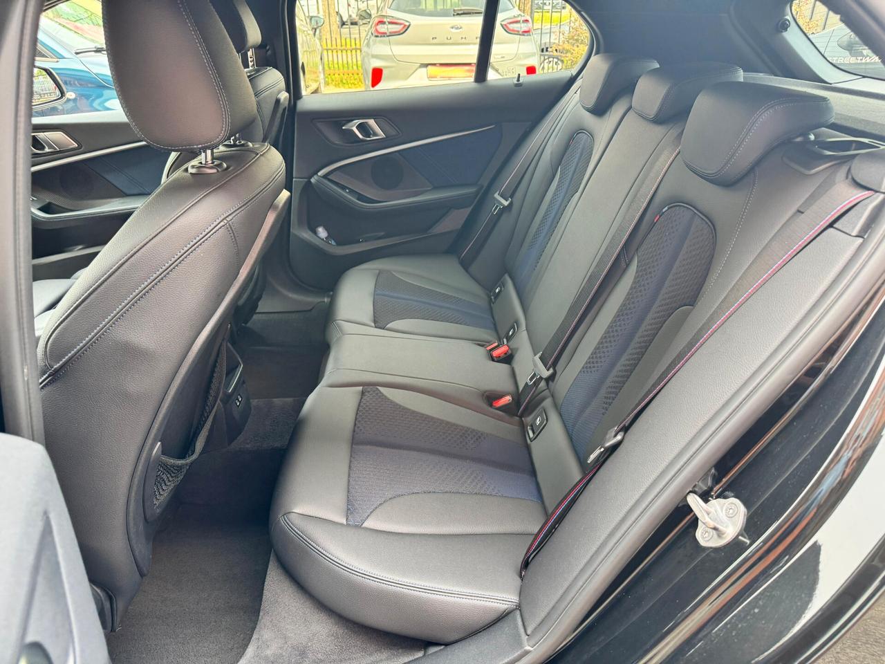 Bmw 116 116d 5p. Msport auto LUCI