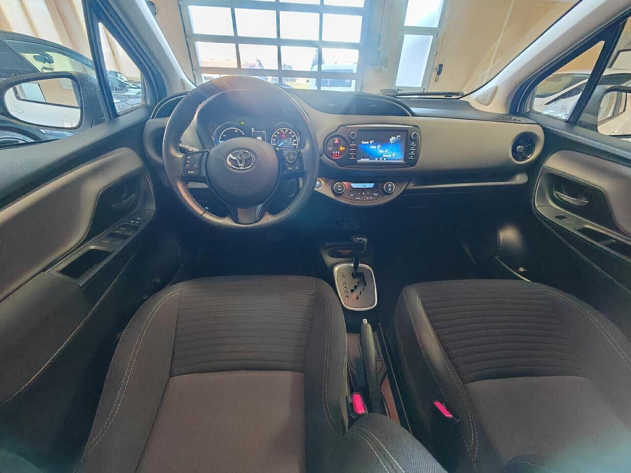 Toyota Yaris 5p 1.5 hybrid AUTOCARRO N1 4posti più IVA uniprop