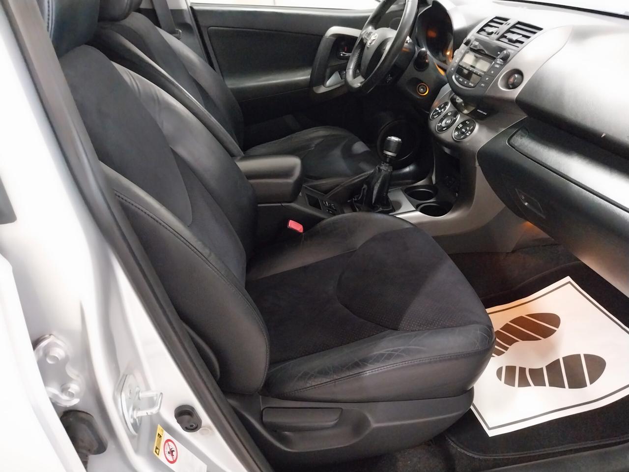 Toyota RAV 4 RAV4 2.2 D-4D 150 CV DPF Exclusive