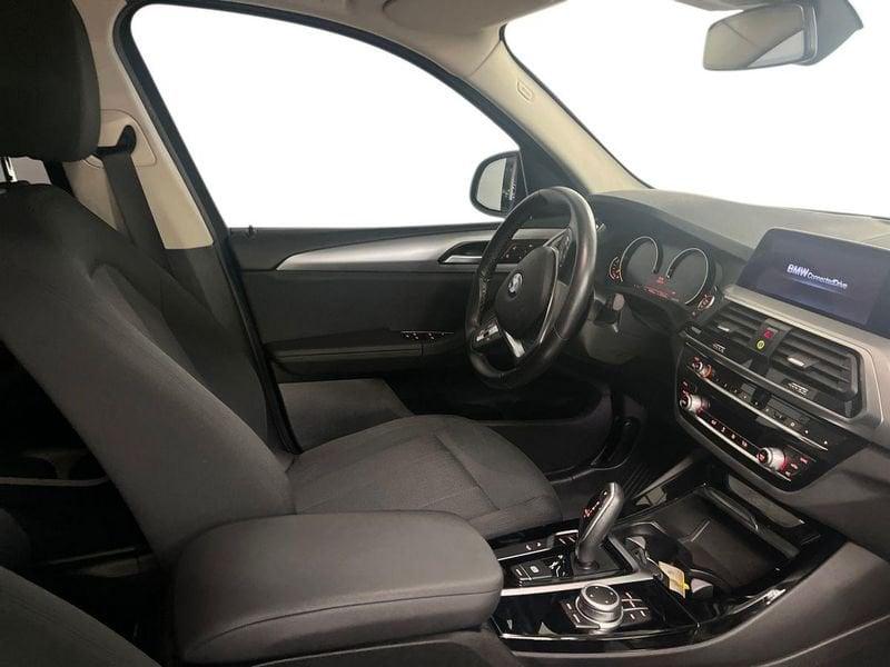 BMW X3 xDrive20i Business Advantage