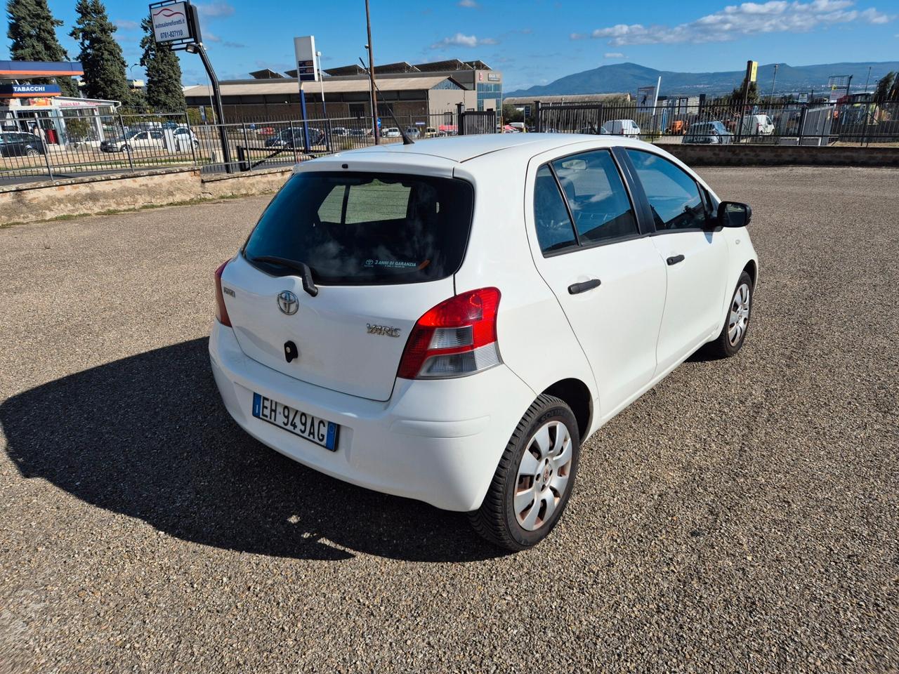 Toyota Yaris 1.0 5 porte Now