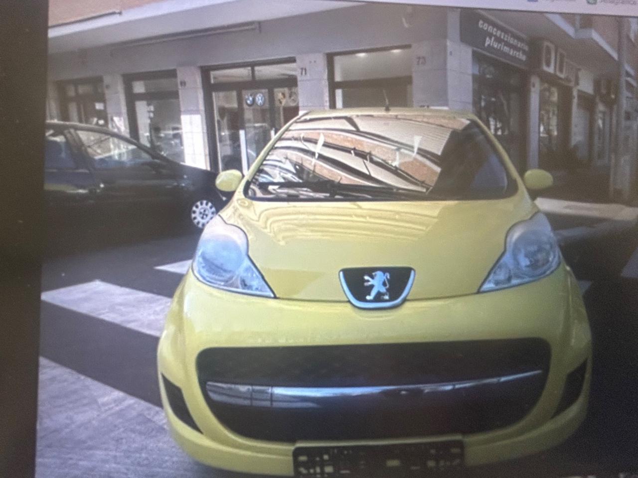 Peugeot 107 1.0 68CV 3p. Desir