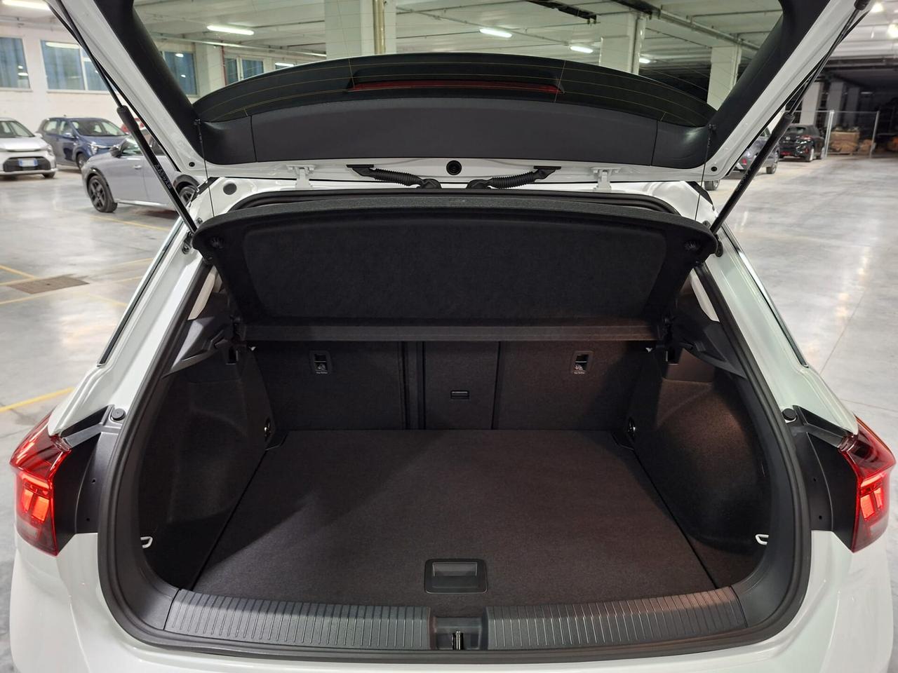 Volkswagen T-Roc 1500 TSI ACT 150CV Sport Km.0