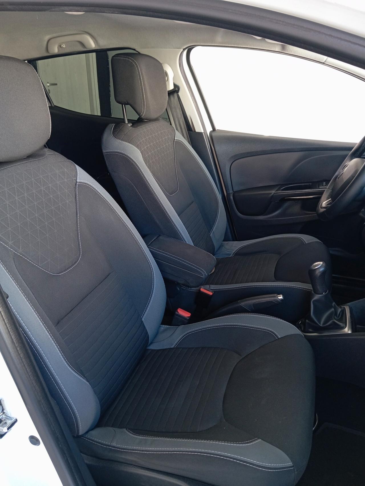 Renault Clio 1.5 Diesel 2016 CON GARANZIA
