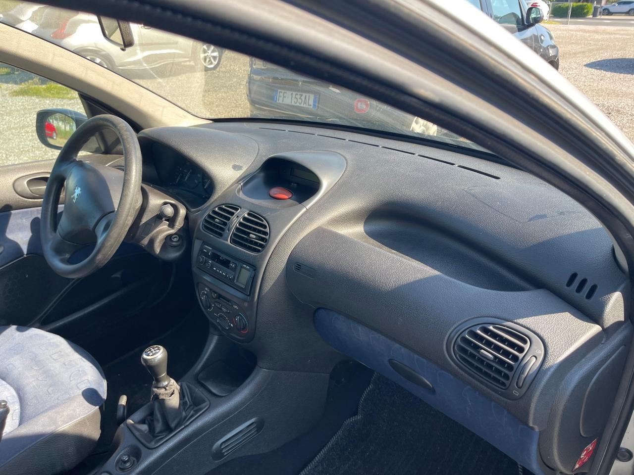 Peugeot 206 1.4 3p. X-Line