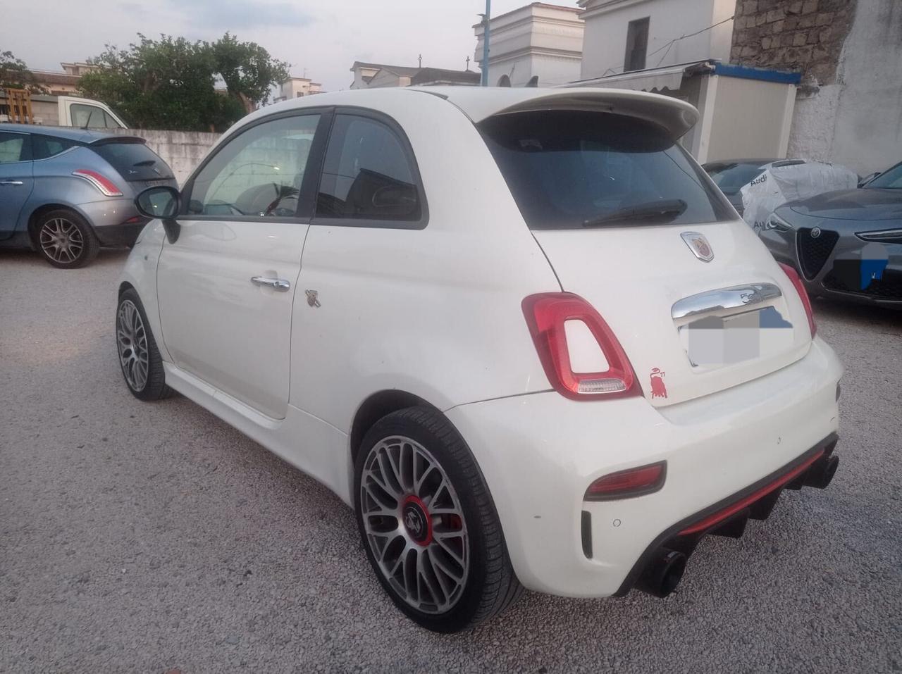 Abarth 500 1.4 Turbo T-Jet km 11000-2010