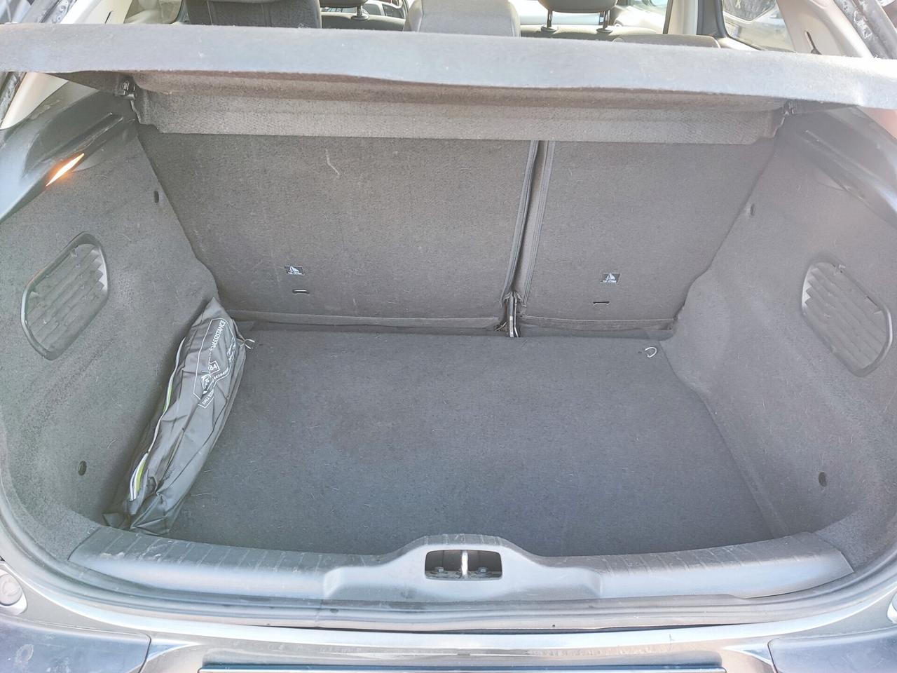 Citroen C4 Cactus PureTech 82 Shine