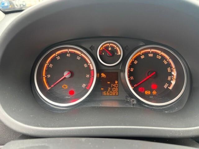 Opel Corsa 1.4 16V 5 porte Sport