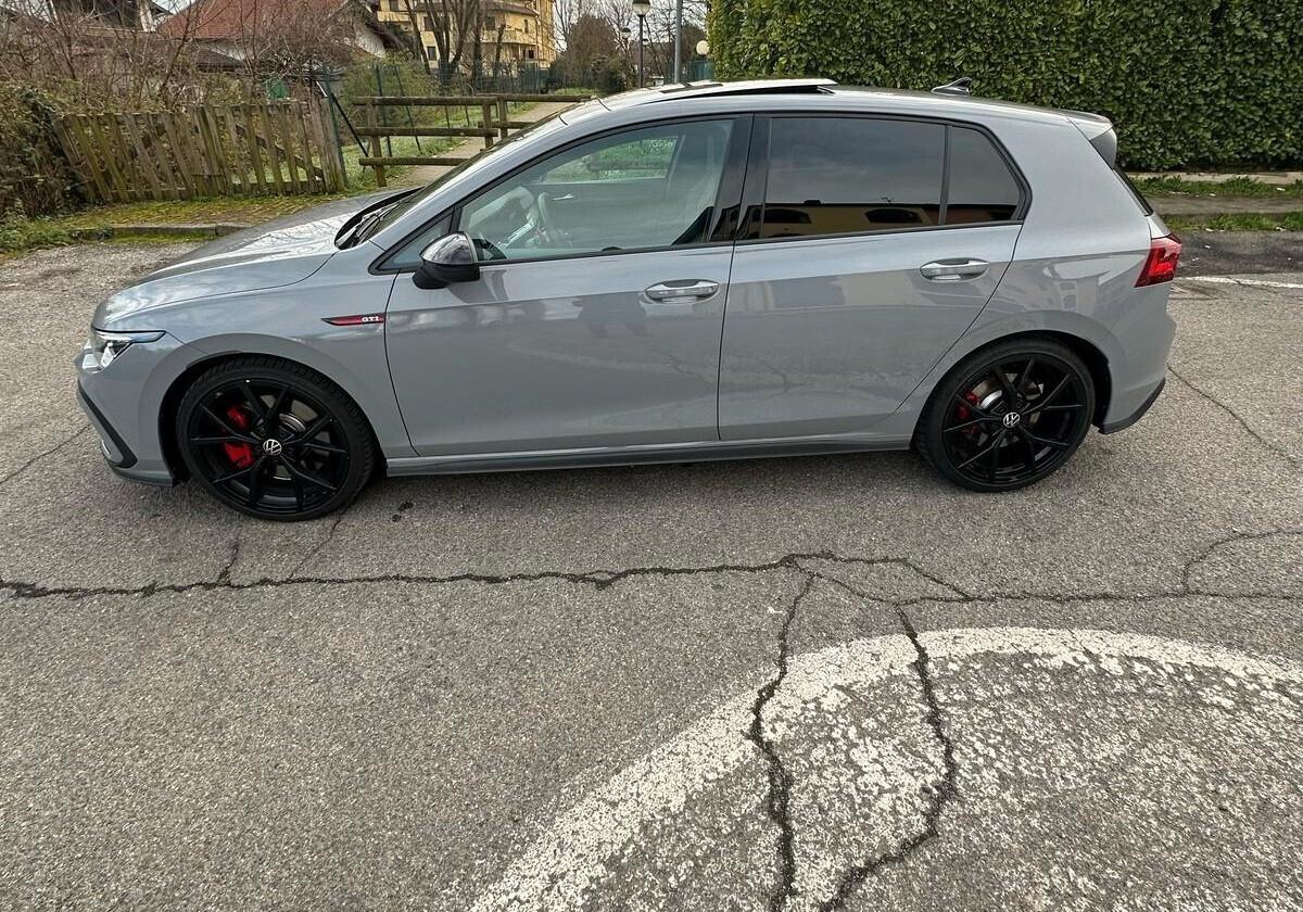 Volkswagen Golf GTI 2.0 TSI