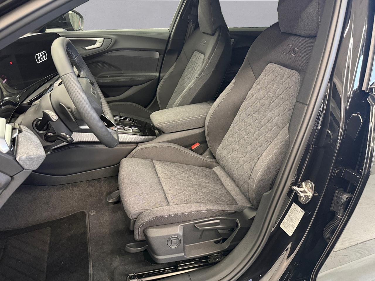 AUDI A5 AVANT - A5 AVANT TFSI 150 KW S TRONIC S LINE MY25