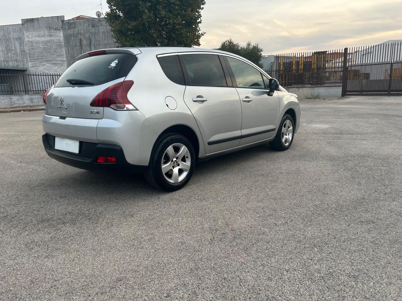 Peugeot 3008 BlueHDi 120 EAT6 S&S Active
