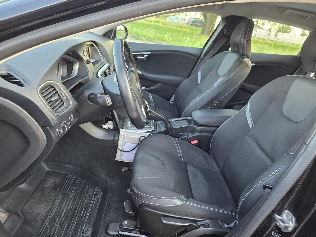 Volvo V40 1.6 diesel 2013 Neo P