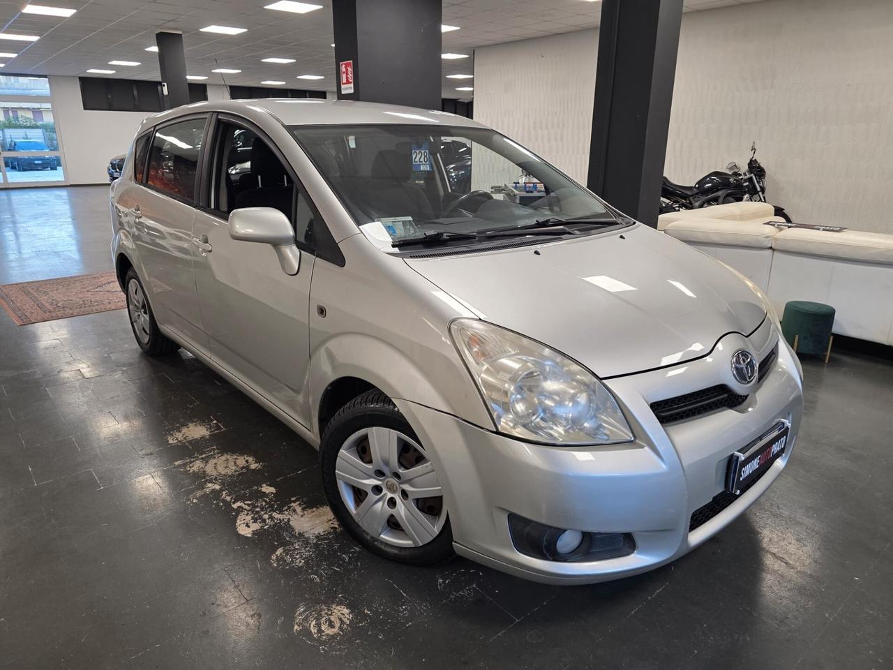 Toyota Corolla Verso 1.6 16V MY'08