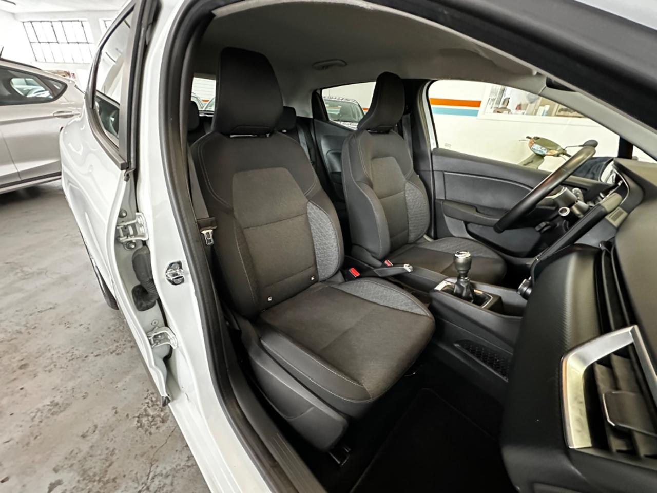 Renault Clio TCe 100 CV 5 porte Business