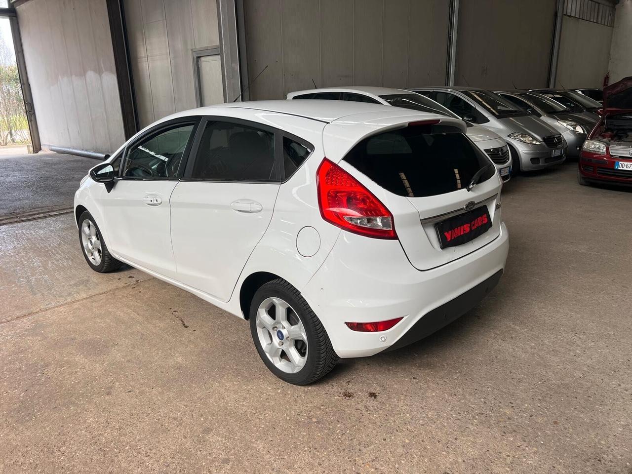 Ford Fiesta 1.4 TDCi 5p.-2011