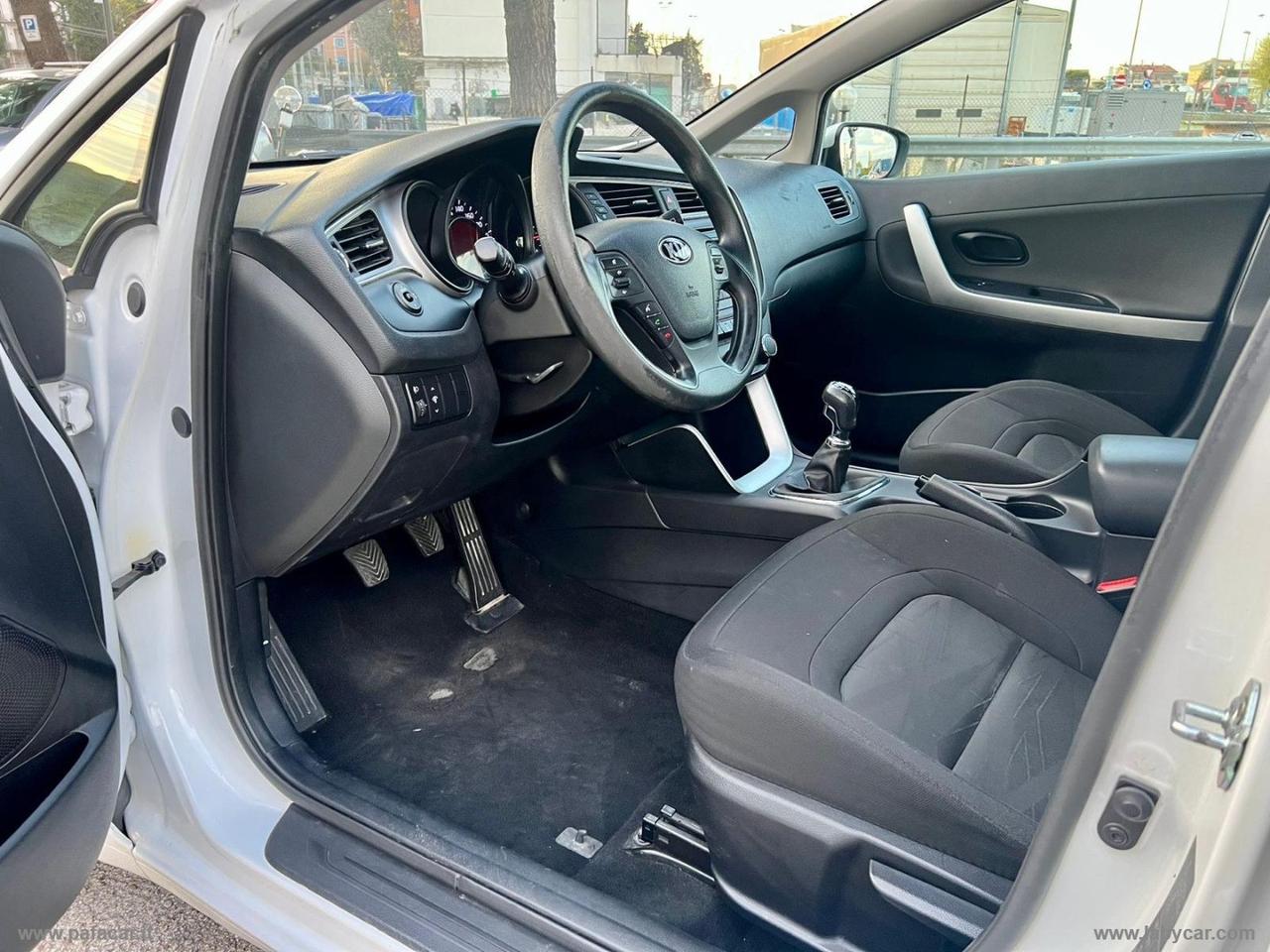 KIA cee d 1.6 CRDi 110 CV SW Active