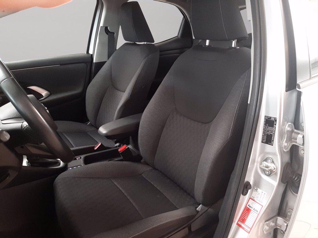 TOYOTA Yaris 1.5h trend del 2020